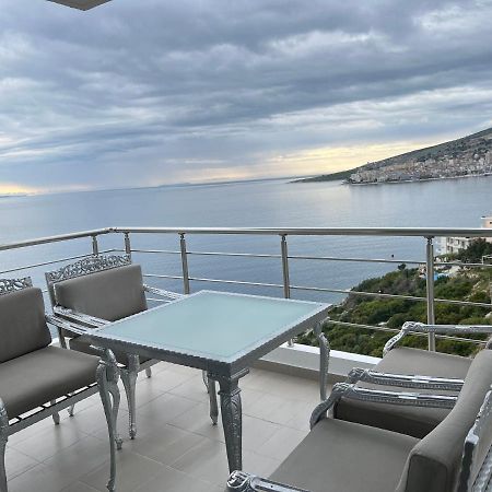 Lorenso Guest House Sarandë エクステリア 写真